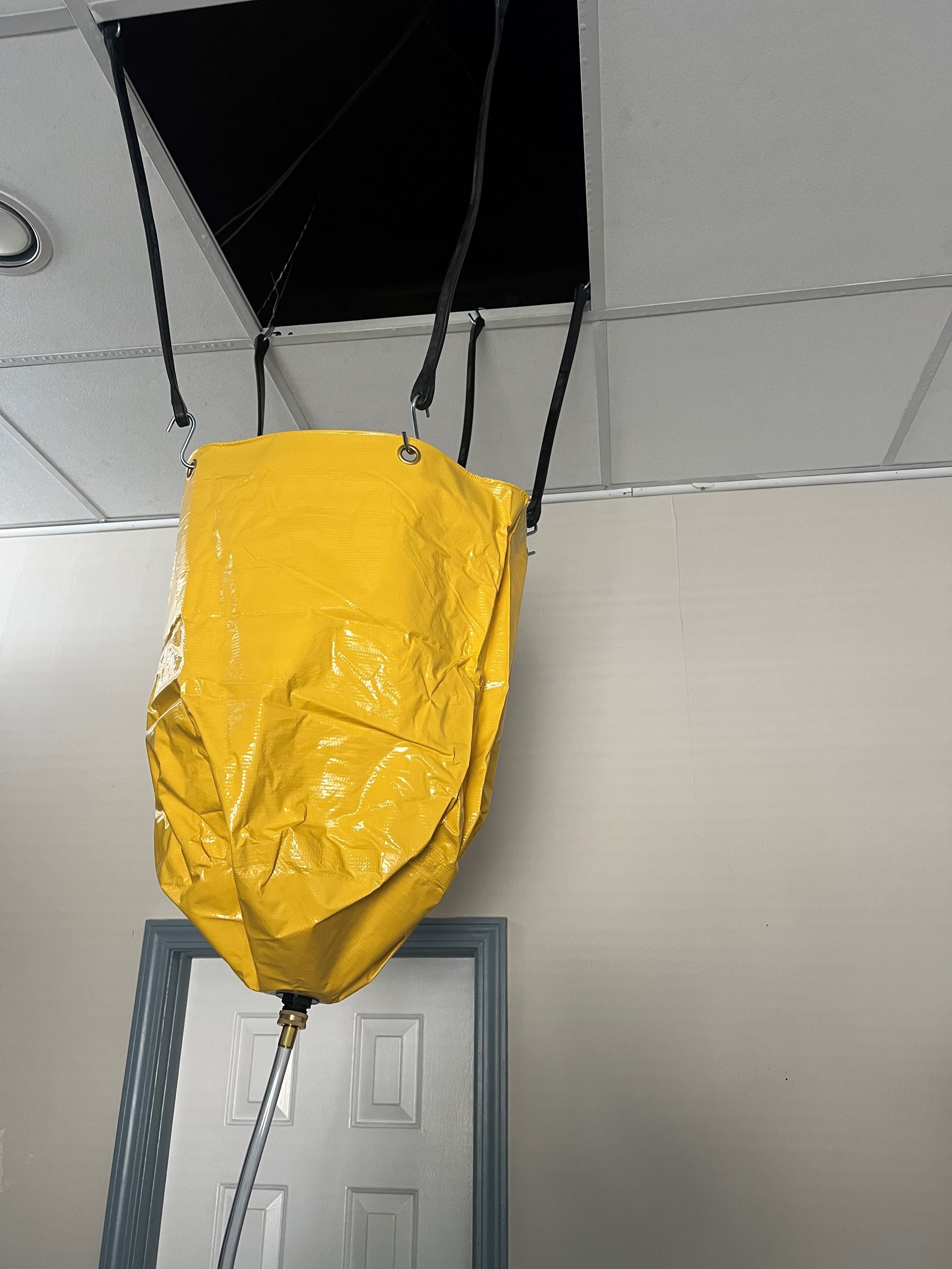 Bucket Style Roof Leak Drain Kit (hose and 21" bungees) - 1800ceiling