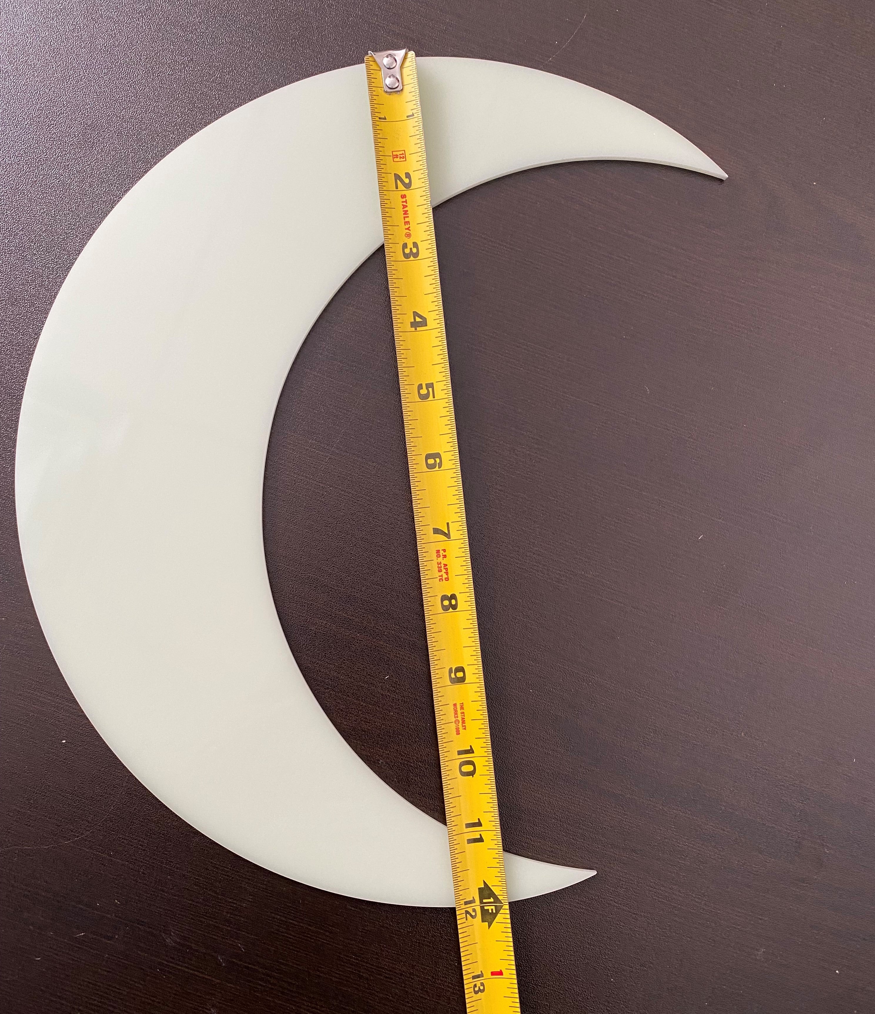 Glow In The Dark Crescent Moon – 1800ceiling