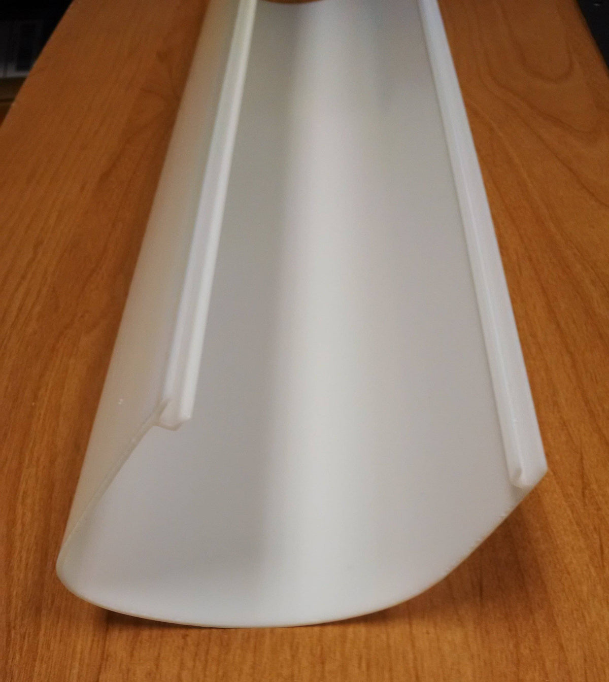 Smooth White Wrap (708SW) with 'U" Hooks - 1800ceiling