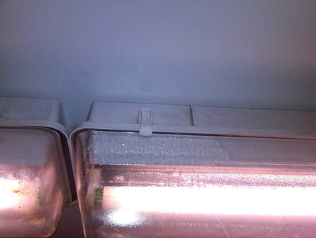 Vapor Tite Latches - 1800ceiling